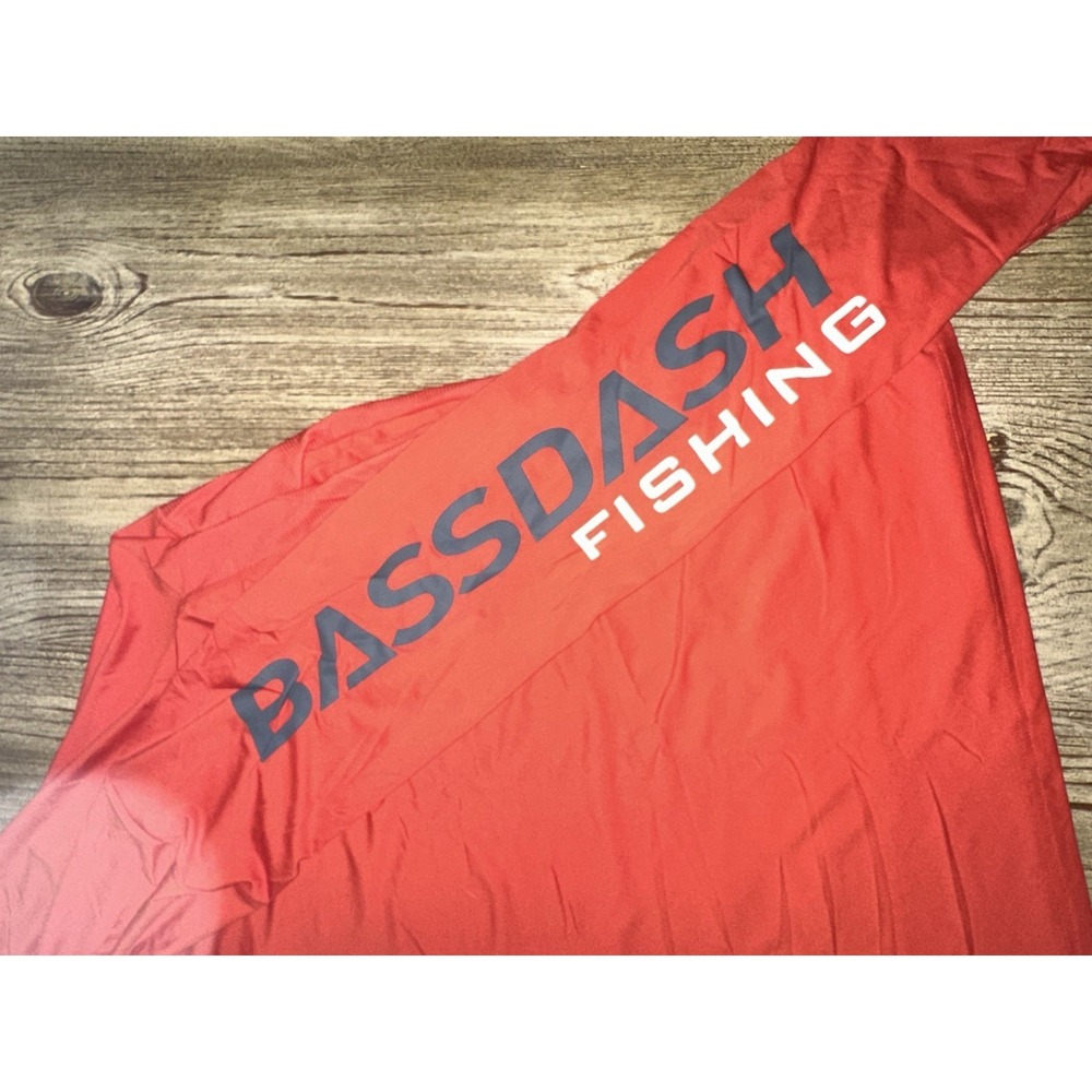 Bassdash Shirt Mens Med. Blue Fishing Logo UPF 50+ Long Sleeve Performance NEW